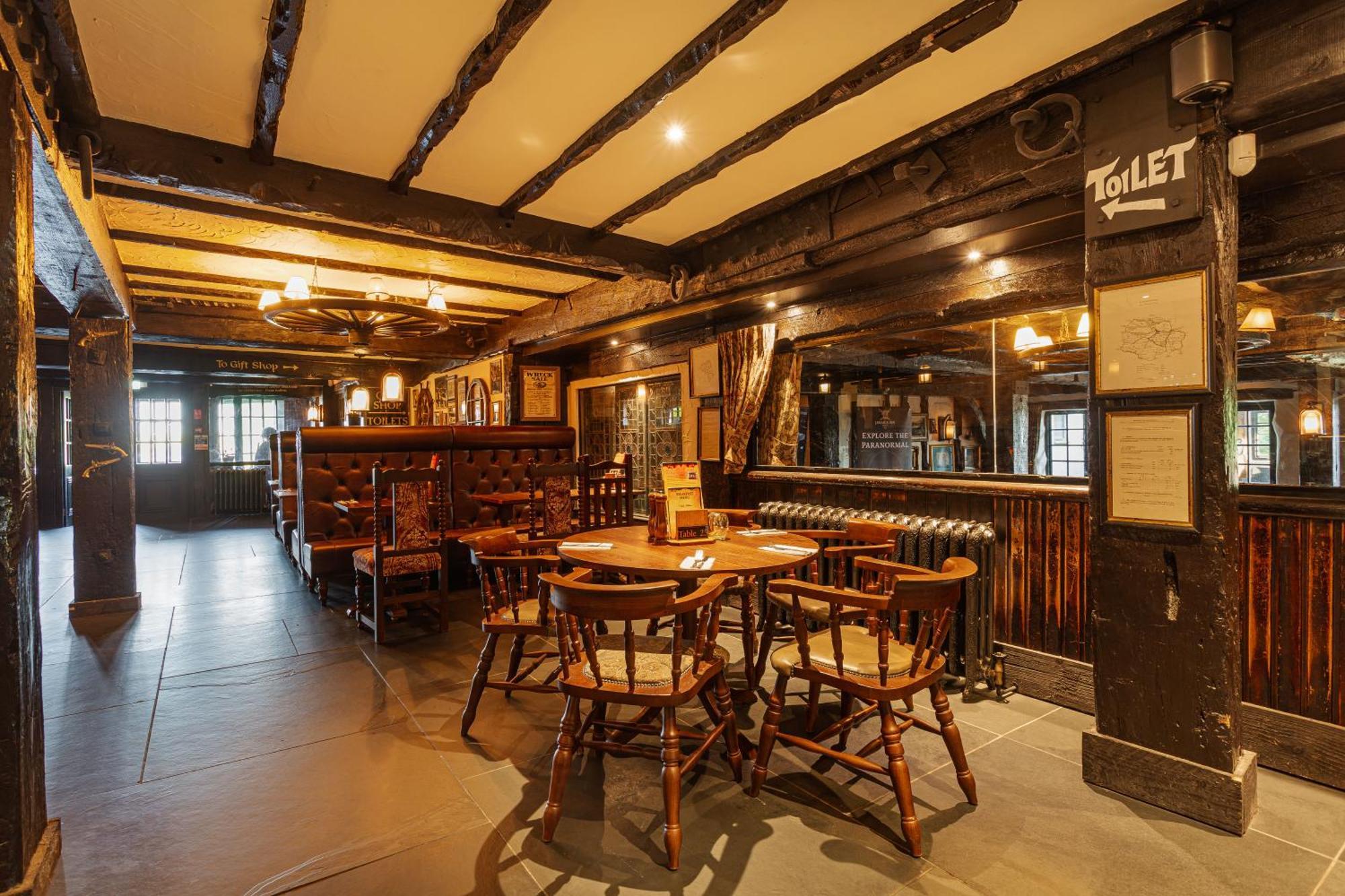 The Jamaica Inn, Bodmin, Cornwall 4*